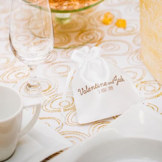 Empaques Personalizados y Decoración de Mesa