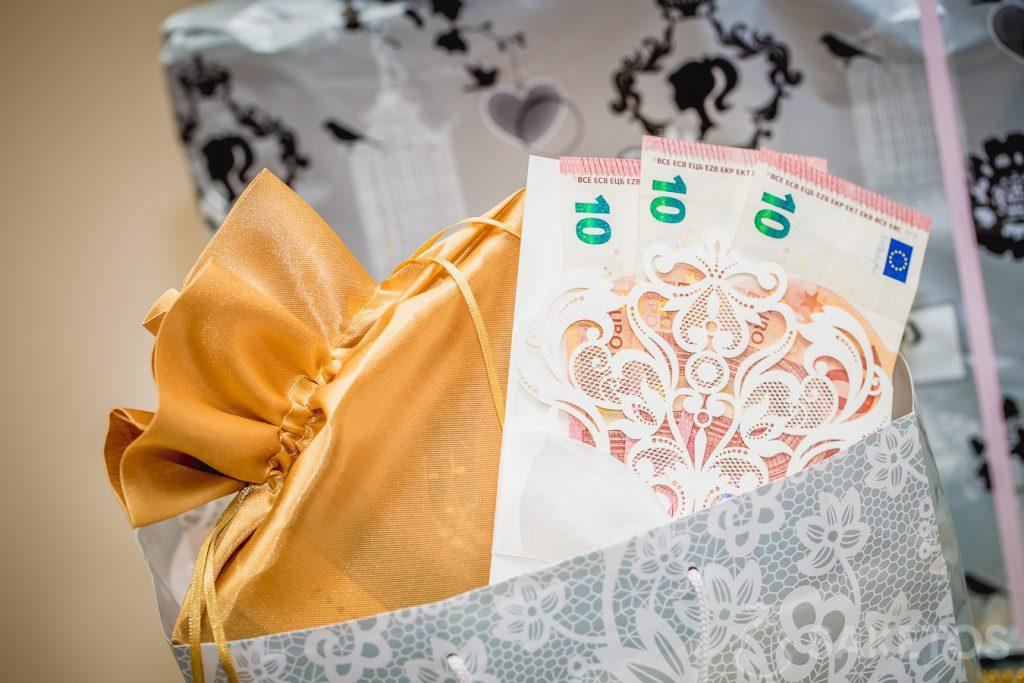 Cinco propuestas originales para entregar el dinero de una boda