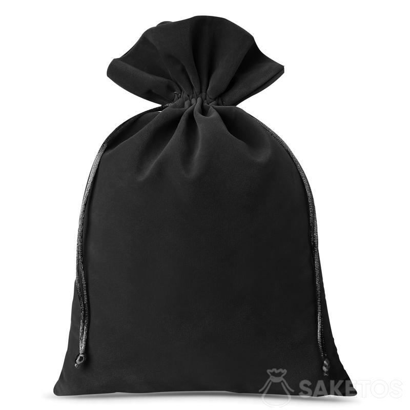 Elegante bolso decorativo hecho de terciopelo negro