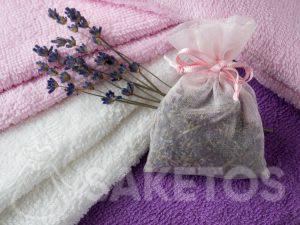 Bolsa perfumada de lavanda será una hermosa fragancia para tus toallas y protegerá contra las polillas.