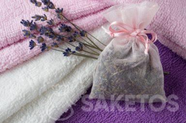 Bolsa perfumada de lavanda será una hermosa fragancia para tus toallas y protegerá contra las polillas.