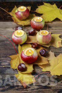 Candelabro de otoño DIY hecho de manzanas