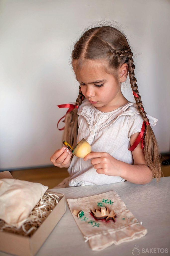 Bolsas de lino para decorar: juegos artesanales para niños