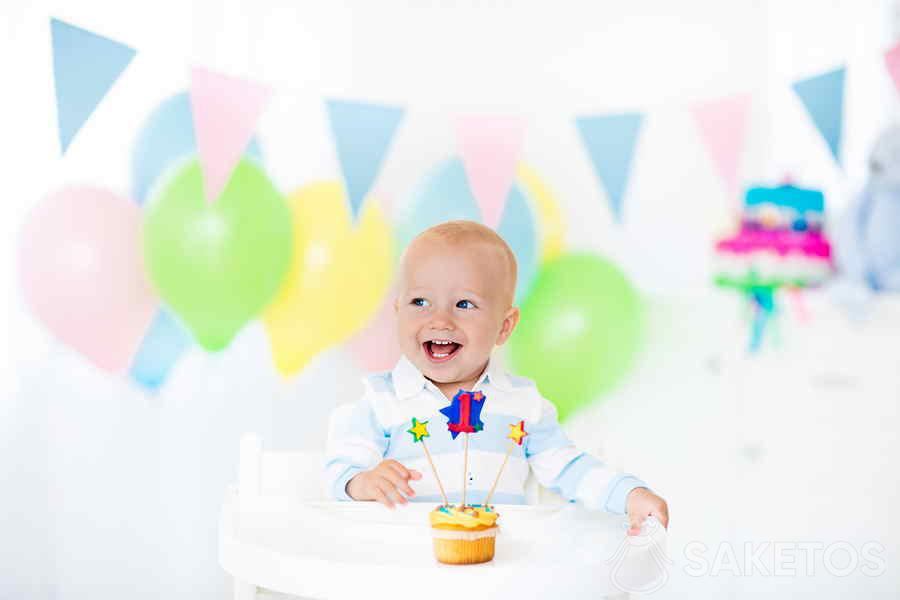 Bautizo y primer cumpleaños del bebé: ideas para invitaciones, recuerdos y  notas de agradecimiento - Saketos Blog - Bolsas Organza