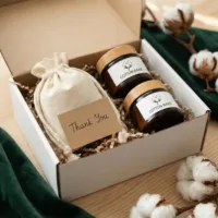 Set de regalo con cosmética y bolsas de algodón.