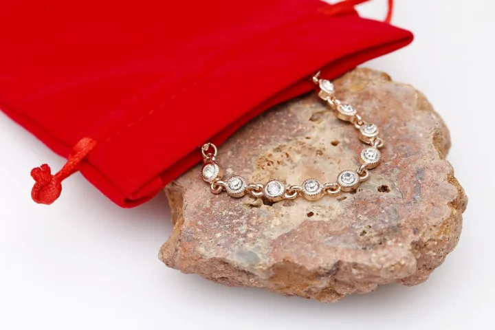 Bolsas de terciopelo 9 x 12 cm - rojo San Valentín