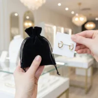 Bolsas de terciopelo para pendientes