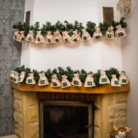 Bolsas de arpillera calendario de adviento 12 x 15 cm - luz natural + números verdes Todos los productos