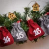 Calendario de Advienyo bolsas de yute 12 x 15 cm: plateado y granate + números blancos Sectores / Envoltorios para…