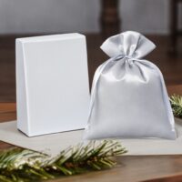 Bolsas de satén 10 x 13 cm - gris plata San Valentín