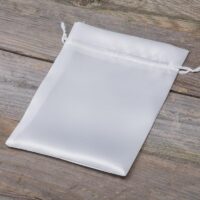 Bolsas de satén 13 x 18 cm - blanco Bolsas blancas