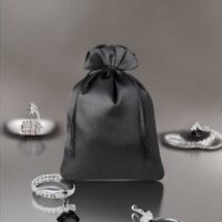 Bolsas de satén 18 x 24 cm - negro Halloween