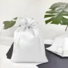 Bolsas de satén 22 x 30 cm - blanco Día de la Mujer