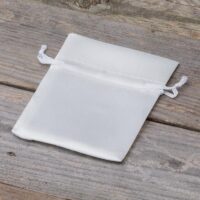 Bolsas de satén 8 x 10 cm - blanco Bolsas pequeñas