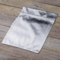 Bolsas metálico 22 x 30 cm - gris plata Ropa y ropa interior