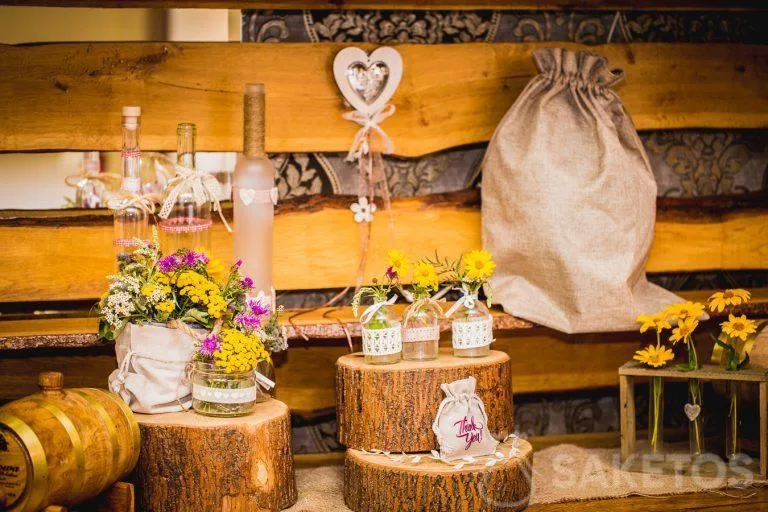 Bolsas rústicas decorativas para la mesa de boda