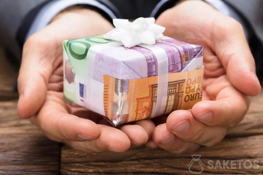 Billetes como papel de regalo