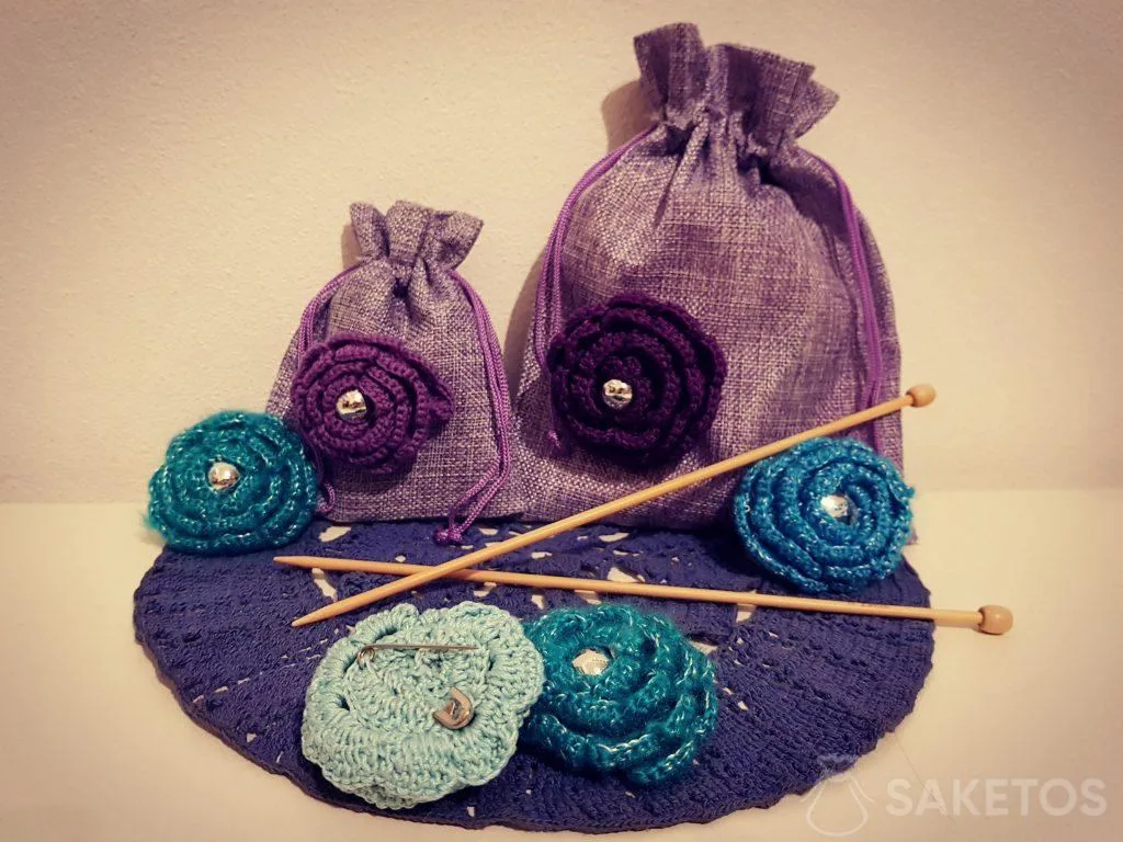 DIY bolsas de yute con adornos
