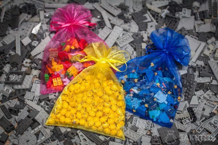 En bolsas de organza, su contenido es perfectamente visible