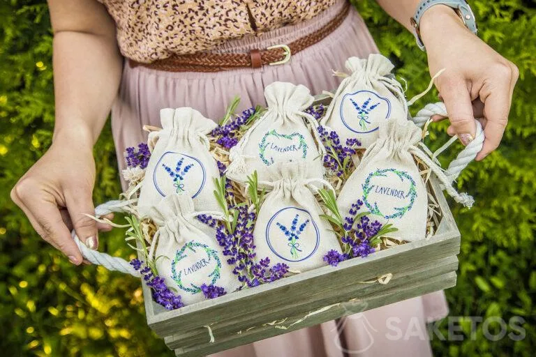 Bolsitas decorativas de lino con lavanda seca