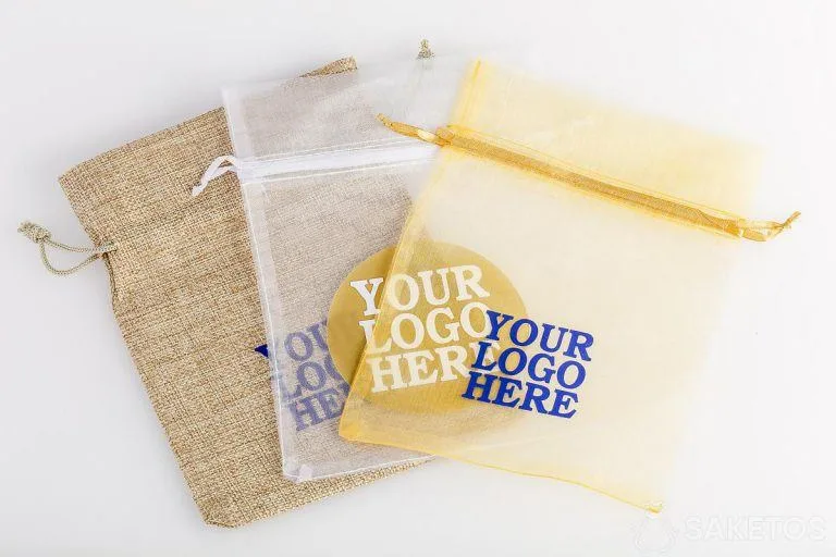 Bolsas de tela con el logotipo de la empresa