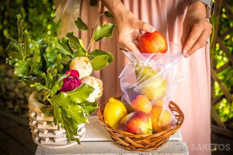 Fruta en bolsa de organza