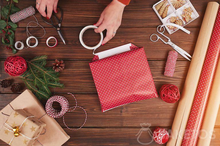 Cómo envolver un regalo en papel