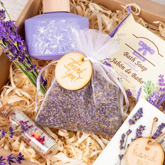 Organza con lavanda – bolsa elegante con opción de logo