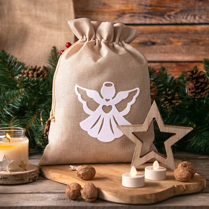 Bolsitas con adornos navideños